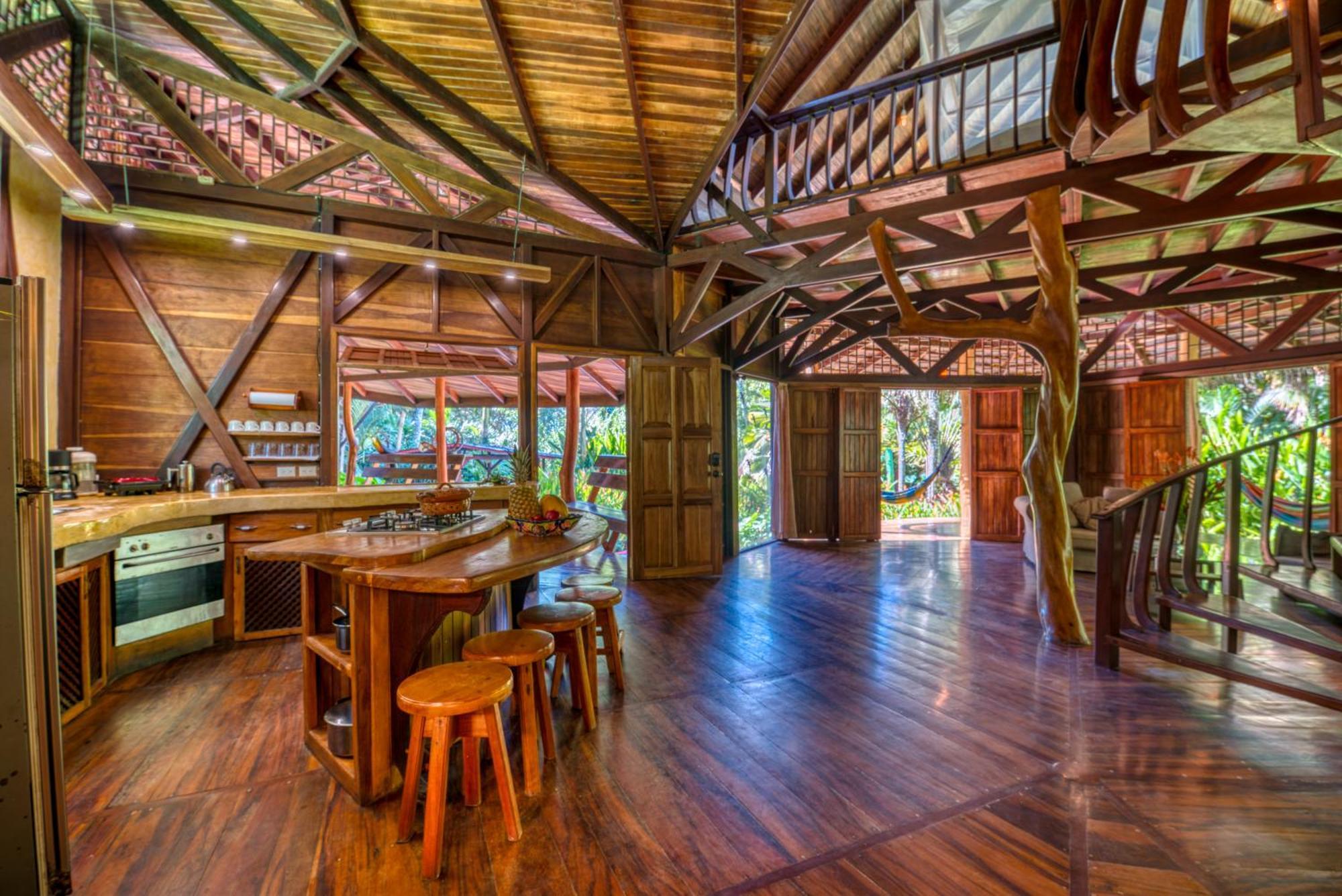 Tree House Beachfront Lodge Puerto Viejo de Talamanca Ngoại thất bức ảnh