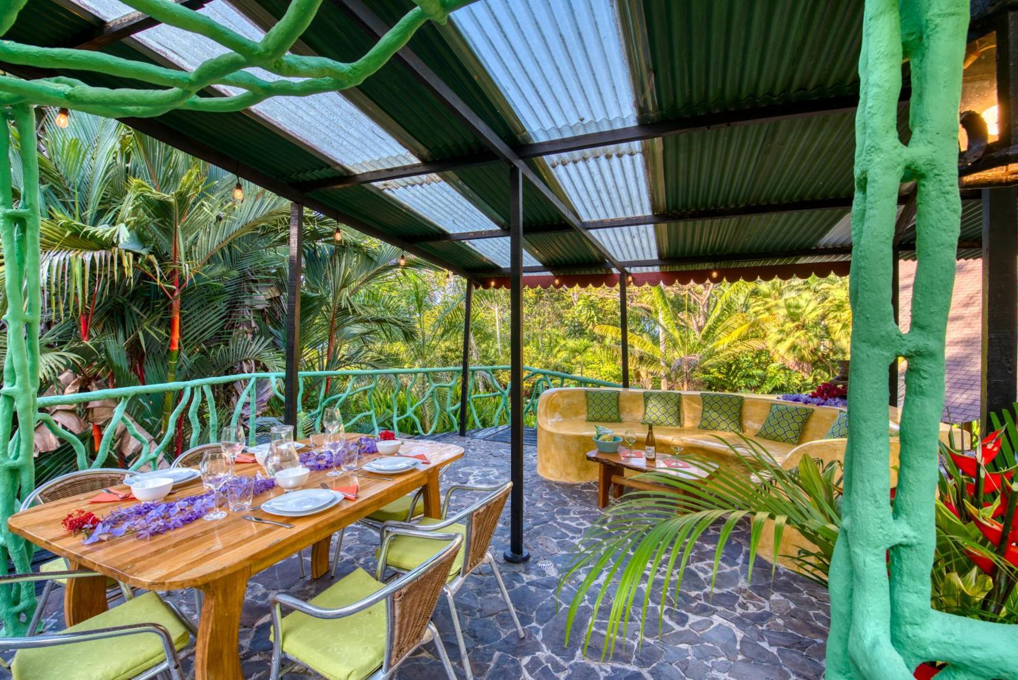 Tree House Beachfront Lodge Puerto Viejo de Talamanca Ngoại thất bức ảnh