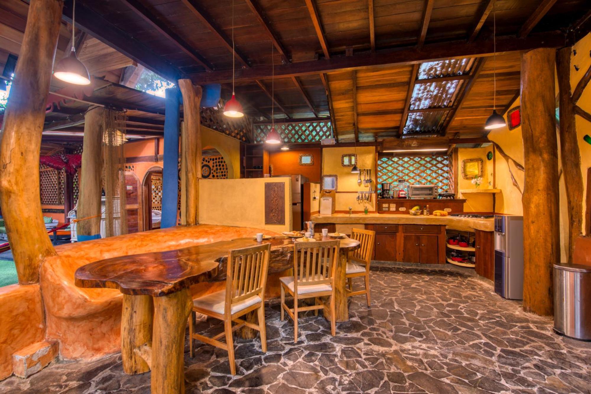 Tree House Beachfront Lodge Puerto Viejo de Talamanca Ngoại thất bức ảnh