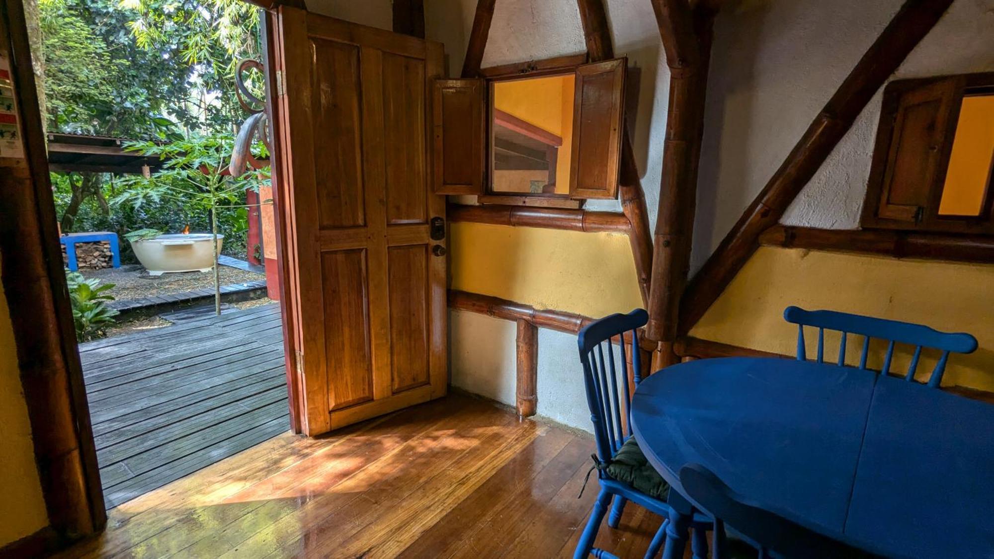 Tree House Beachfront Lodge Puerto Viejo de Talamanca Ngoại thất bức ảnh